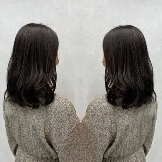 セミロング カラー tocca 💜石田愛結💜のヘアスタイル