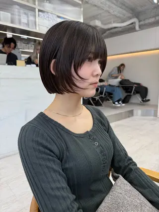 ミディアム AISA viewNAGOYAのヘアスタイル