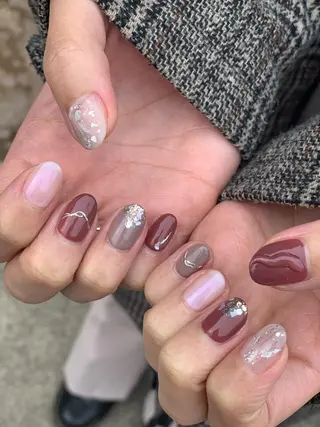 ネイル 大崎 奈々のネイルデザイン