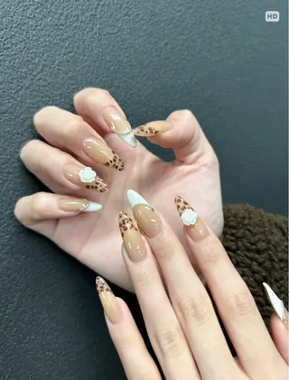 ネイル Tini ANA.CHUOのネイルデザイン