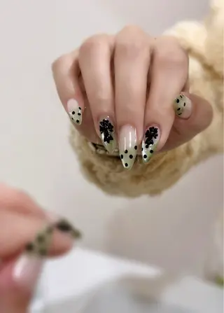 ネイル 高島 夏海のネイルデザイン