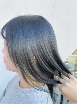ロング カラー lumier juriaのヘアスタイル