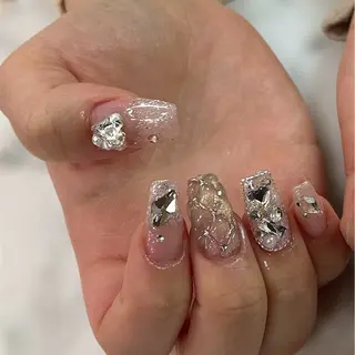 ネイル アトリエ　ミモザ所属・いまむら あかりのネイルデザイン