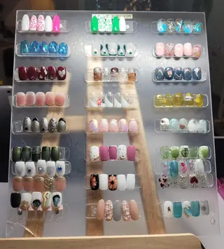 ネイル Salon-NAKO 🐷shirai🐷のネイルデザイン