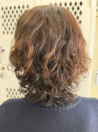 ミディアム 森田 菜留美のヘアスタイル