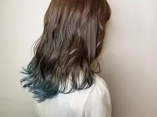 セミロング カラー 小森 衣純のヘアスタイル