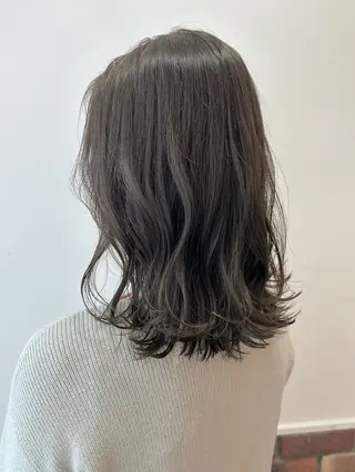 ミディアム カラー 増渕 駿介のヘアスタイル