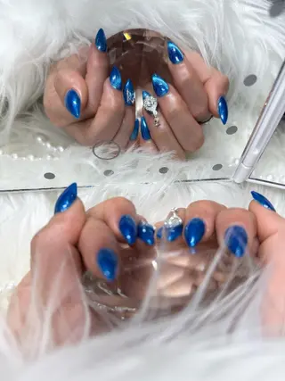 ネイル ꕤ︎︎牧野 麻衣ꕤ︎︎のネイルデザイン