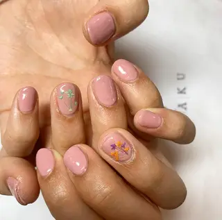 ネイル 駒月 明日香の眉毛・アイブロウイメージ