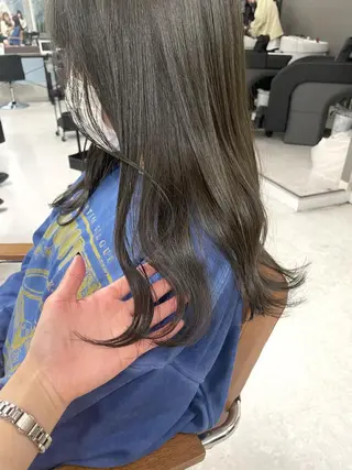 セミロング カラー ヘアアレンジ 🌷FUKA🌷 まろやかハイトーンのヘアスタイル