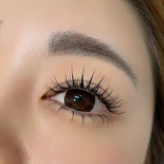 マツエク・マツパ eyeHbe まつげと眉毛のサロンのマツエク・マツパデザイン