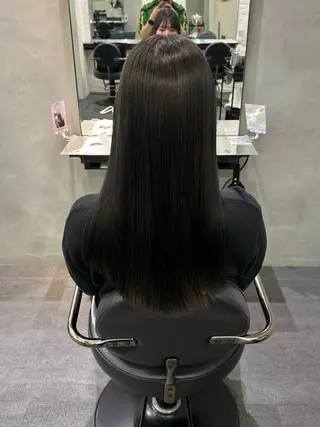 ロング belta by artefice所属・梅田 かれんのヘアスタイル