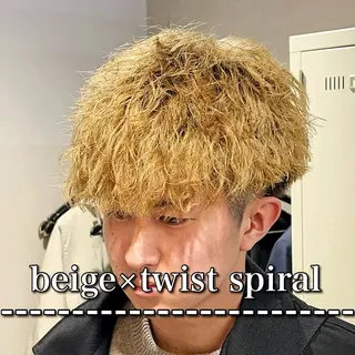 ショート パーマ ヘアアレンジ メンズ 艶カラー の達人のヘアスタイル