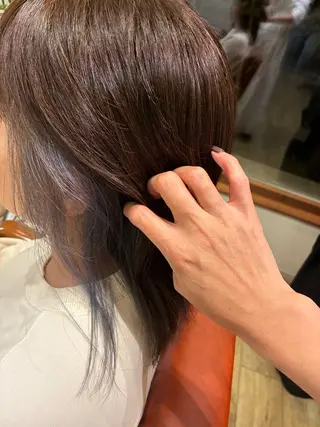 カラー 清水 美香のヘアスタイル