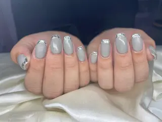 ネイル マツエク・マツパ アイブロウ Nail&eye Belire 新宿のネイルデザイン