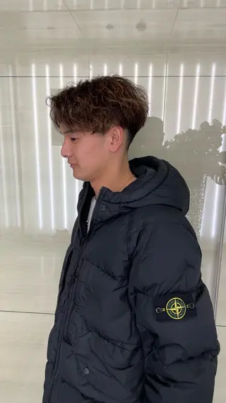 パーマ メンズ QUEEN'S GARDEN by k-two shinsaibashi所属・k-two心斎橋 ヨシダヒロトのヘアスタイル