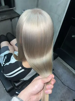 セミロング ONE EIGHTY 表参道所属・🫧髪質改善 縮毛矯正特化🫧中西のヘアスタイル