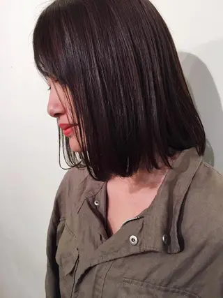 ミディアム カラー 高浜 夕海のヘアスタイル