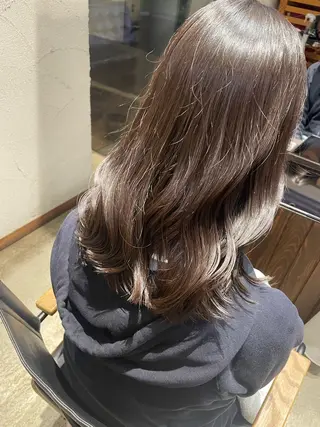 ミディアム ash  takasaki所属・大塚 友茉のヘアスタイル