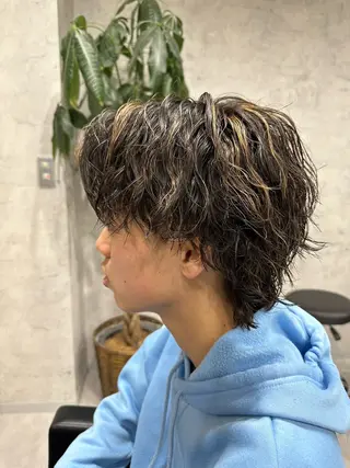 ショート パーマ メンズ ユウ🪄 パーマ指名No1のヘアスタイル