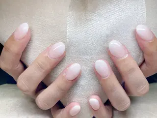 ネイル ECLAT エクラ所属・寺山 千鶴のネイルデザイン