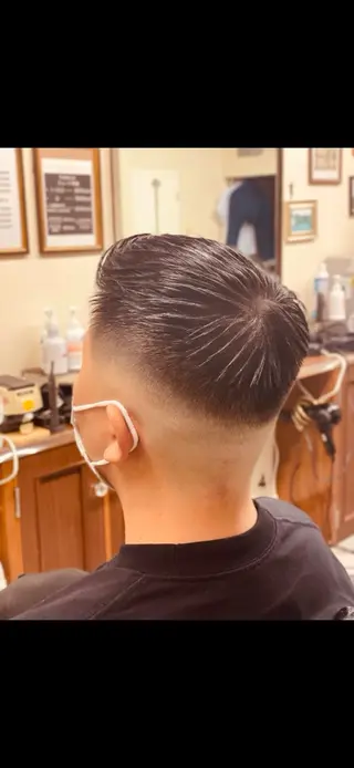 ショート メンズ 江島 浩紀のヘアスタイル