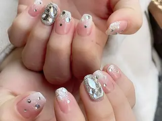 ネイル Nest 三田のマツエク・マツパデザイン