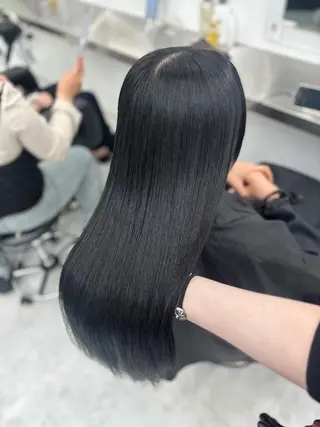 ロング カラー 韓国風暗髪ヘア🤍 🫧MIREIのヘアスタイル