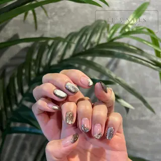 ネイル LE'A NAILSのネイルデザイン