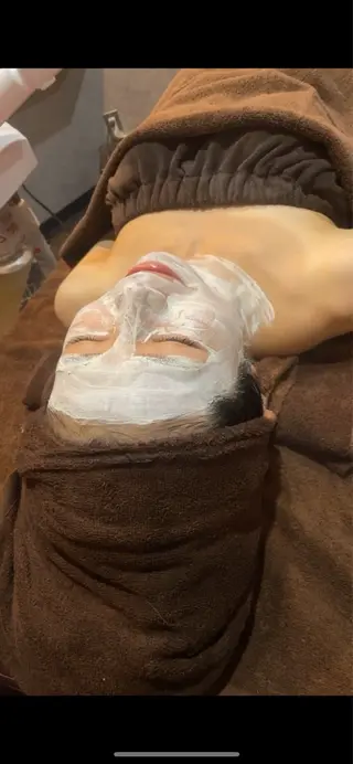 brilliance所属・老化肌トラブル肌専門 Brillianceのエステ・リラクイメージ