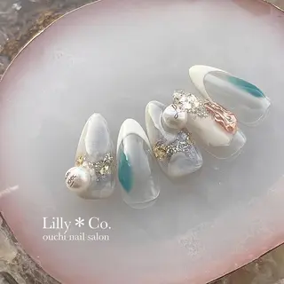 ネイル Lilly Co.のネイルデザイン