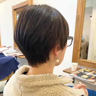 ショート 丸岡 美穂のヘアスタイル