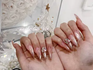 ネイル 𝒦𝐸𝐼𝒩𝒜 錦糸町ネイルのネイルデザイン