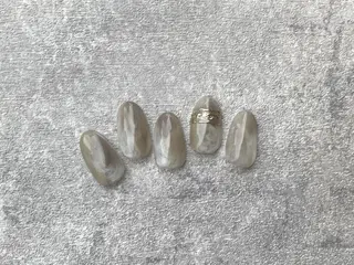 ネイル NINEnami ニュアンスネイルのネイルデザイン