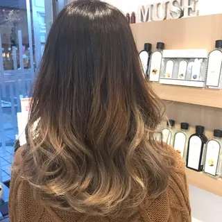 セミロング カラー ヘアアレンジ スズキ シオリのヘアスタイル
