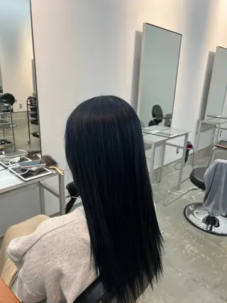 ロング Yuito/カラー/ ブリーチ/ストレートのヘアスタイル