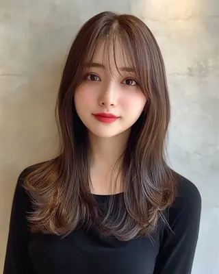 セミロング カラー レイヤー×顔周 り×髪質改善/MIUのヘアスタイル