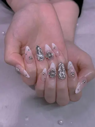 ネイル エムズ ハヤシのネイルデザイン