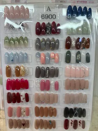 ネイル 上田 彩乃のネイルデザイン