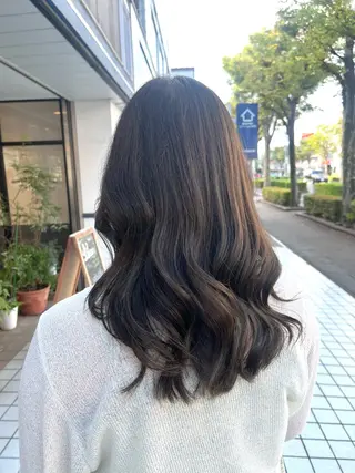 セミロング カラー 笠原 あかりεїзのヘアスタイル