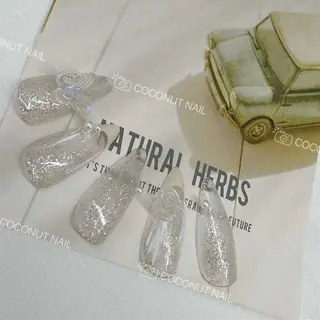ネイル 神田 ココナッツのネイルデザイン