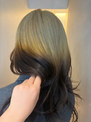 カラー ハイトーン/ハッシュ カット/senaのヘアスタイル