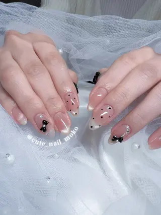 ネイル GO TODAY SHAiRE SALON原宿 Liber所属・️🫧もこ 艶感ネイル🫧のネイルデザイン