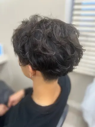 パーマ メンズ 🐈‍⬛多系統🕶 tsubura🖤のヘアスタイル