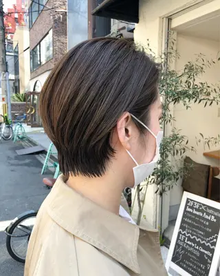 ショート カラー luve heart's And Be minamisemba所属・脇坂 佳世の眉毛・アイブロウイメージ