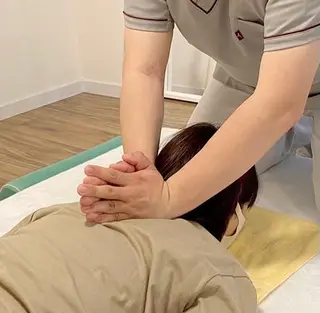 まりハウス所属・清水 章博のエステ・リラクイメージ