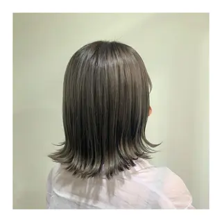 ミディアム カラー あべ ゆうかのヘアスタイル