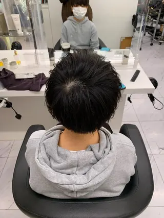 ショート カラー パーマ メンズ アイブロウ トレンド/レイヤー うる艶🪞CANDYのヘアスタイル