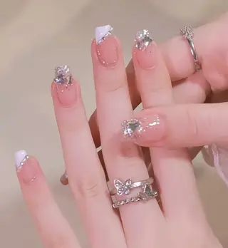 ネイル 💅E•U•B NAIL🌹所属・横浜市中区曙町 ネイルE·U·Bのネイルデザイン