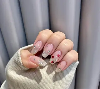 ネイル UniqueNail 長さだし専門店のネイルデザイン